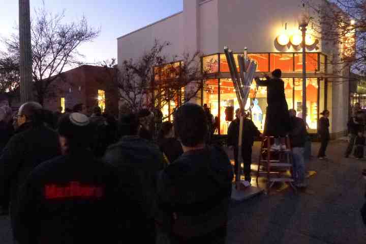 Chabad of Berkeley Chanukah Channuak Holiday Lights - 2nd Night - 4th Street Berkeley